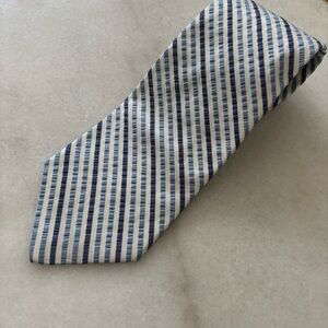Brooks Brothers seersucker Striped Blue and Cream Men's Tie